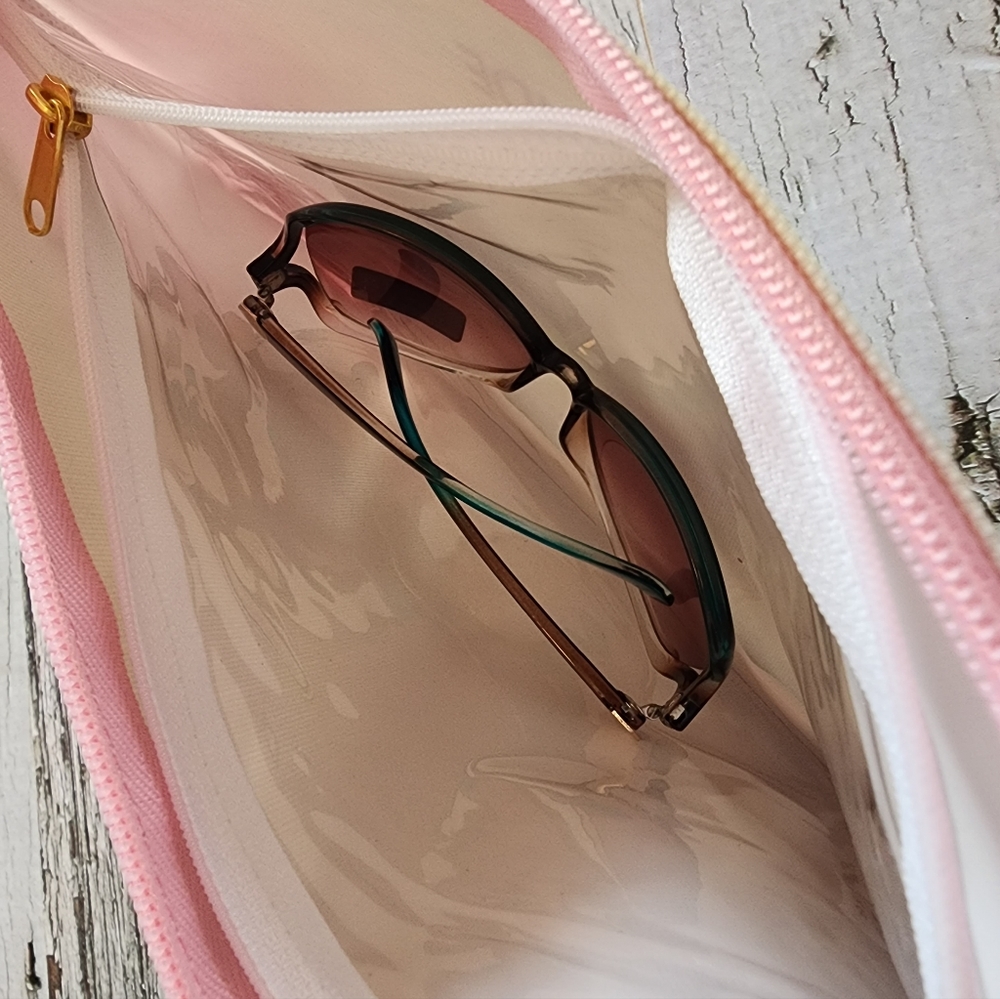 🆕️Poolside Water Resistant Pouch - Picture 9 of 9